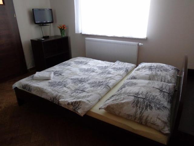 Irys 1 Appartement Tychy Buitenkant foto