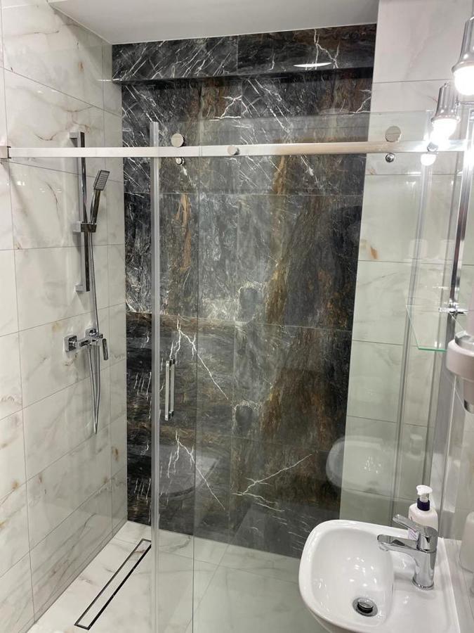 Irys 1 Appartement Tychy Buitenkant foto