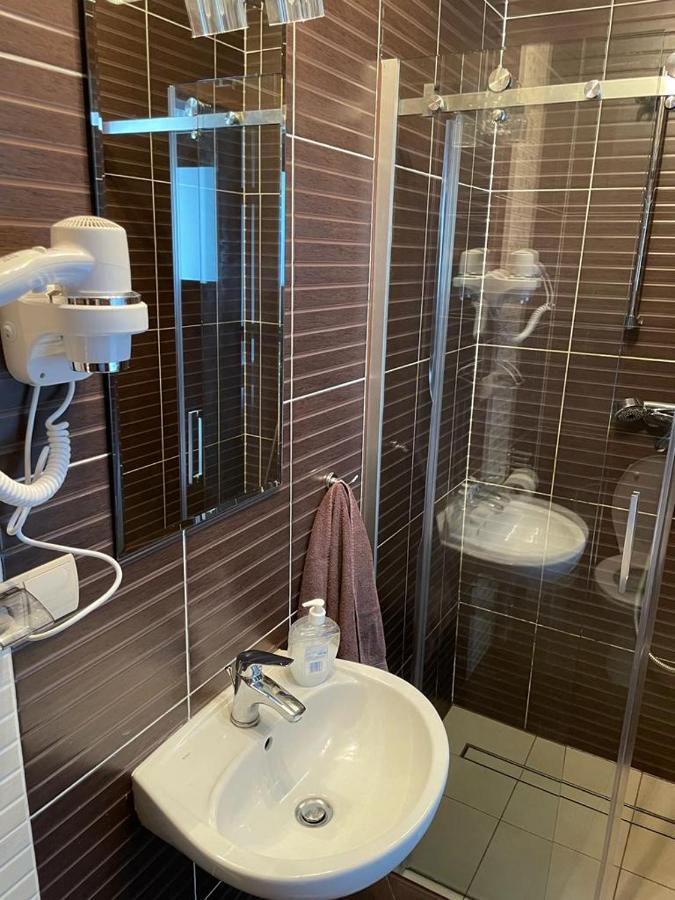 Irys 1 Appartement Tychy Buitenkant foto