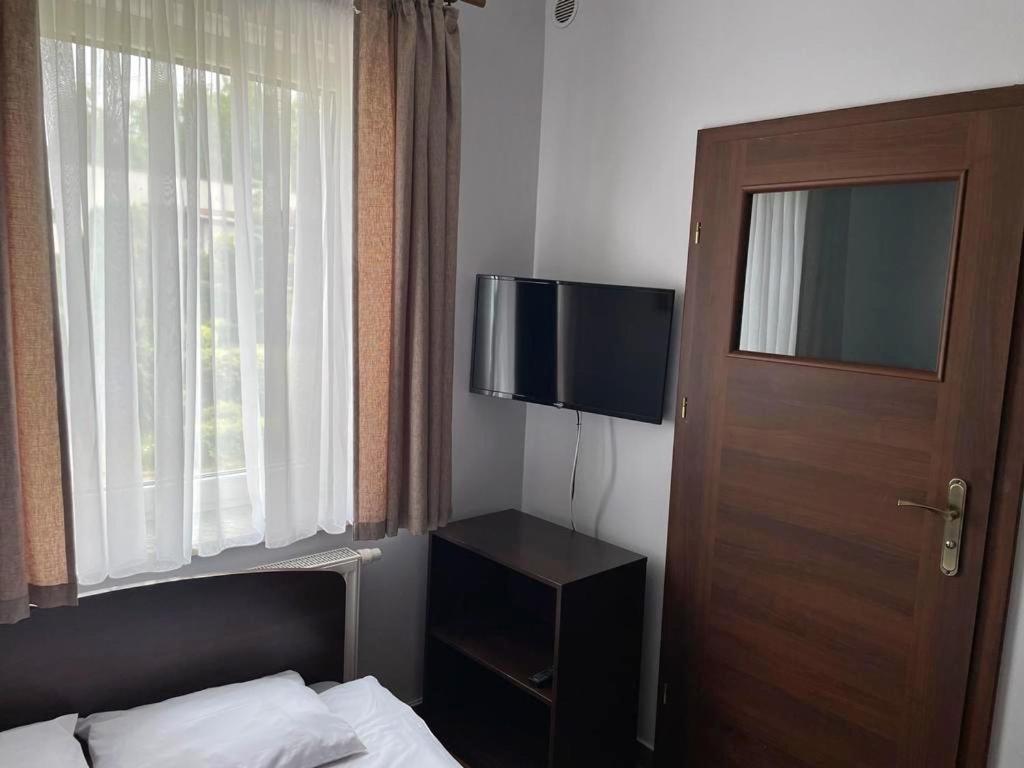 Irys 1 Appartement Tychy Buitenkant foto